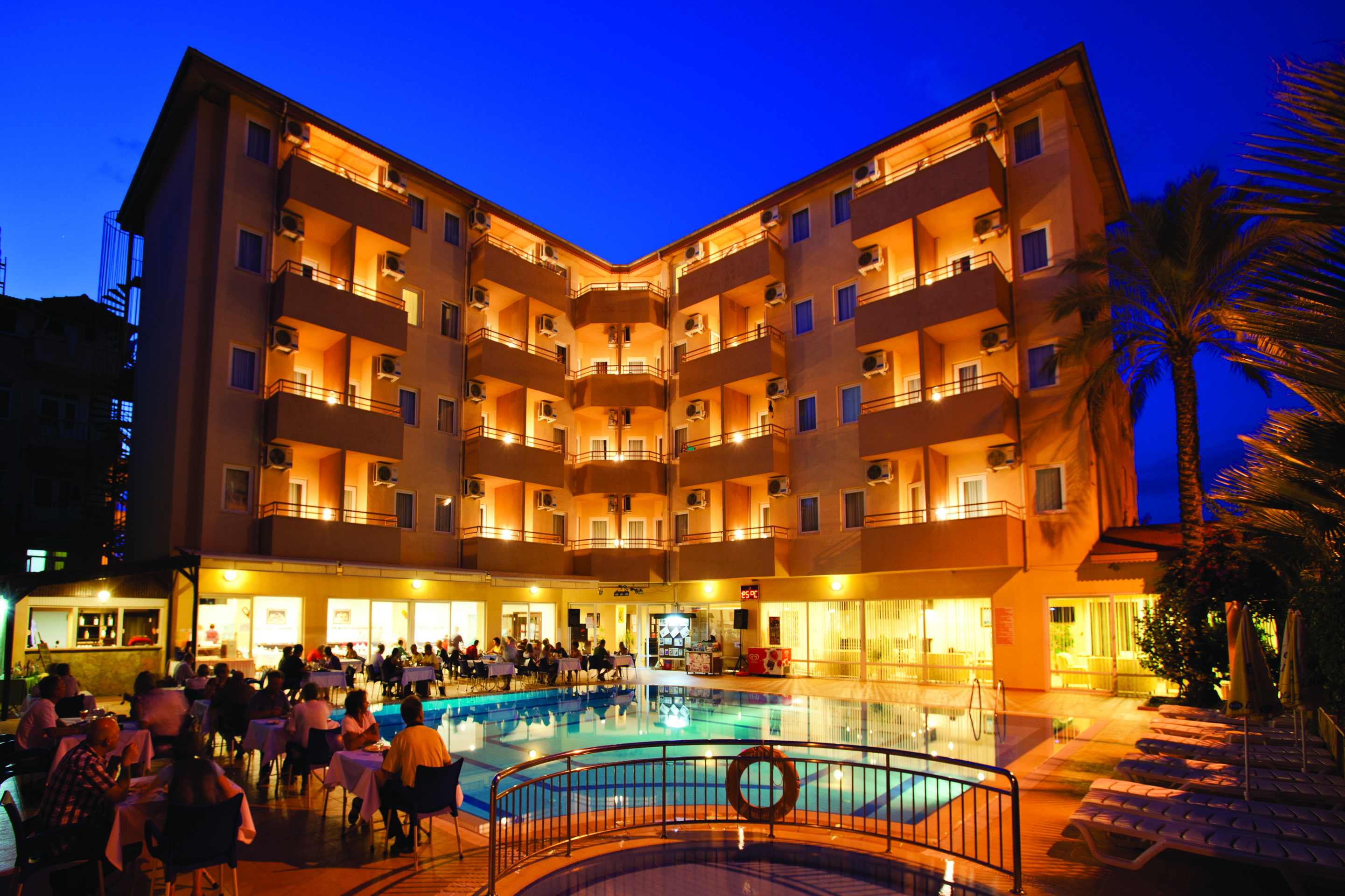 Helios Hotel Side Exteriér fotografie